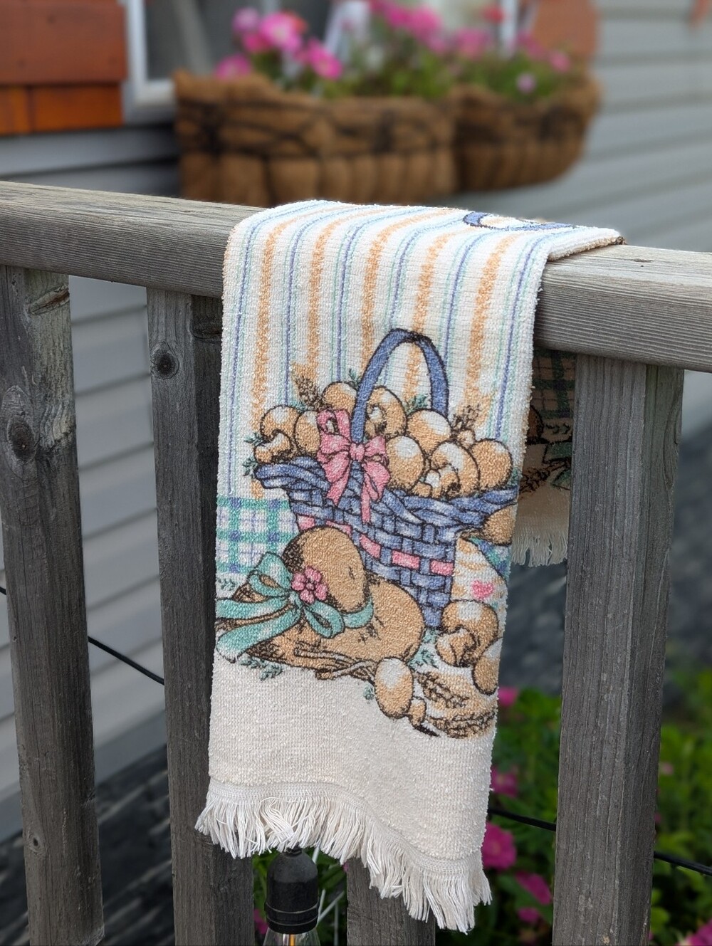 VTG 80s Mushroom Garden Hat Cottagecore Dish Towel Pastel Kitchen
